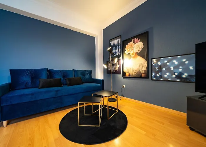 Aufzug Balkon 75m2 Zentral 公寓