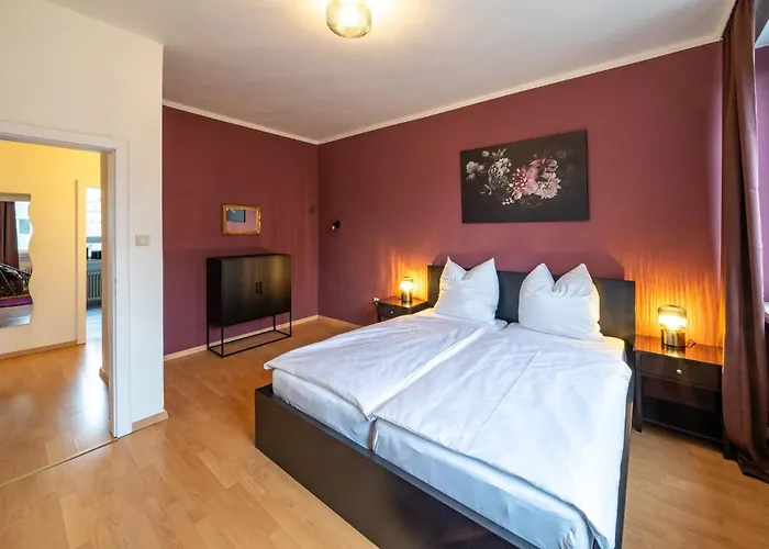 Aufzug Balkon 75m2 Zentral 公寓