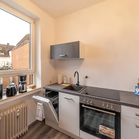 Daire Aufzug Balkon 75m2 Zentral